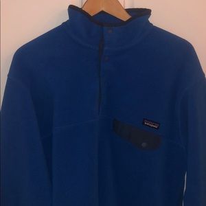 Men’s medium Patagonia synchilla pullover.